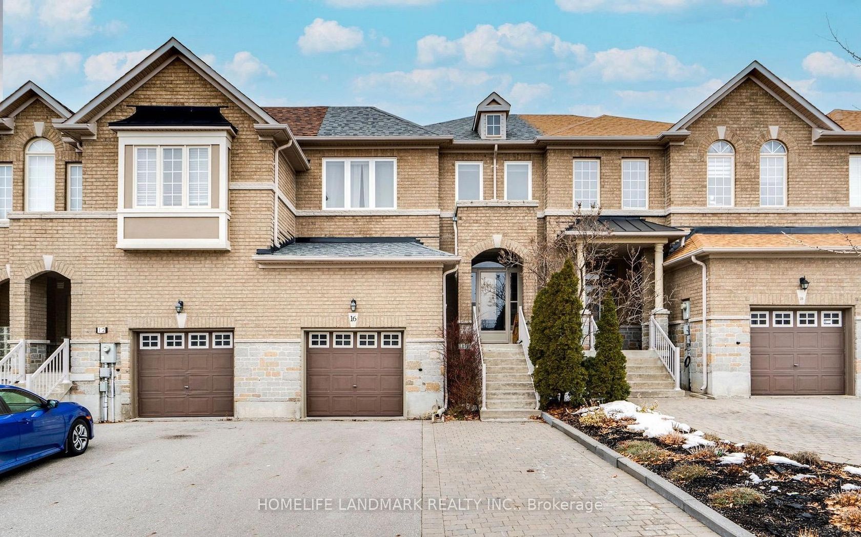 16 Gauguin Avenue, Patterson, Vaughan 