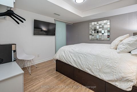 Photo 10 at 117 - 55 Stewart Street, Waterfront Communities C1, Toronto