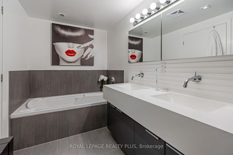 Photo 20 at 117 - 55 Stewart Street, Waterfront Communities C1, Toronto