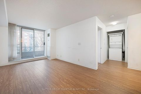 Photo 3 at 302 - 245 Davisville Avenue, Mount Pleasant West, Toronto