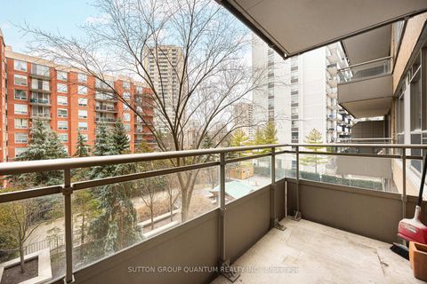 Photo 16 at 302 - 245 Davisville Avenue, Mount Pleasant West, Toronto