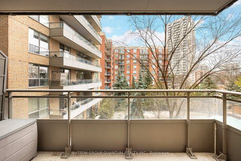 Photo 17 at 302 - 245 Davisville Avenue, Mount Pleasant West, Toronto