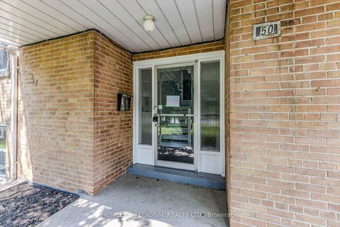 Photo 1 at 50 Cuffley Crescent N, CFB, Toronto