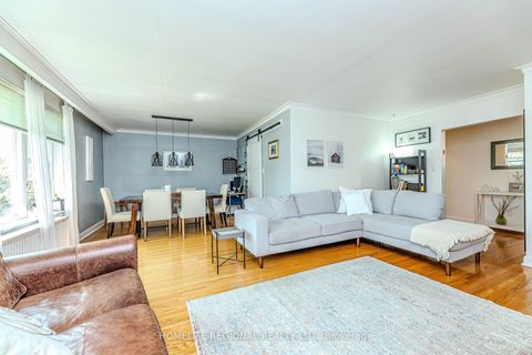 Photo 13 at 50 Cuffley Crescent N, CFB, Toronto