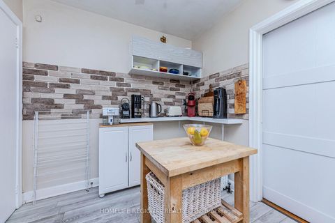 Photo 23 at 50 Cuffley Crescent N, CFB, Toronto