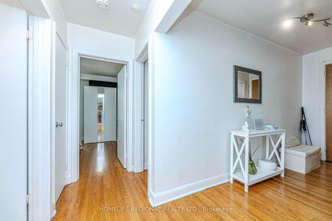 Photo 24 at 50 Cuffley Crescent N, CFB, Toronto