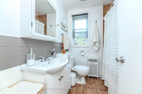 Photo 25 at 50 Cuffley Crescent N, CFB, Toronto