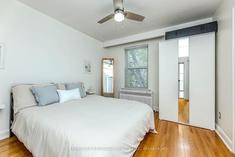 Photo 28 at 50 Cuffley Crescent N, CFB, Toronto