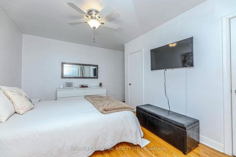 Photo 30 at 50 Cuffley Crescent N, CFB, Toronto