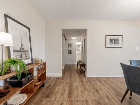 Photo 4 at 709 - 240 Scarlett Road, Smythe, Toronto