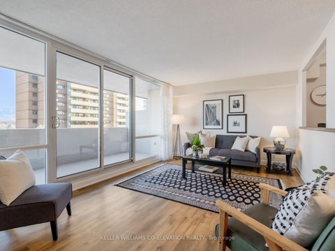 Photo 7 at 709 - 240 Scarlett Road, Smythe, Toronto