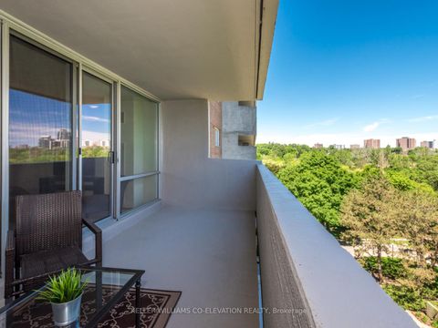 Photo 12 at 709 - 240 Scarlett Road, Smythe, Toronto