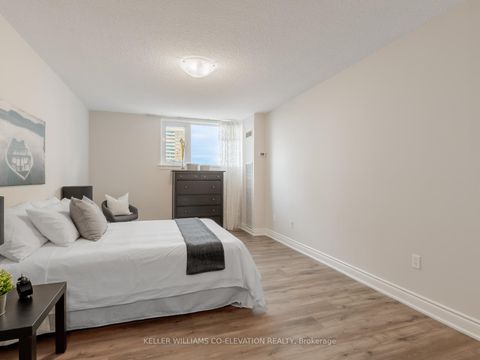Photo 19 at 709 - 240 Scarlett Road, Smythe, Toronto