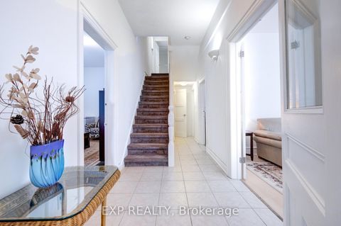 Photo 11 at 853 Simcoe Street S, Lakeview, Oshawa