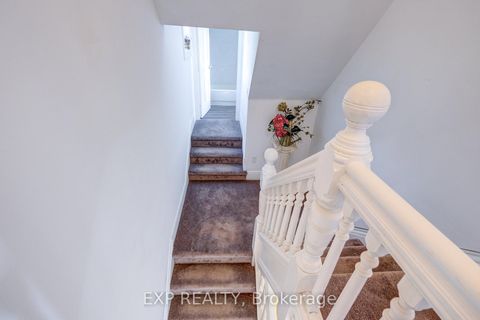 Photo 20 at 853 Simcoe Street S, Lakeview, Oshawa