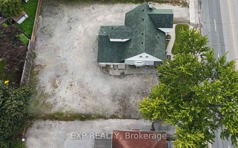 Photo 31 at 853 Simcoe Street S, Lakeview, Oshawa