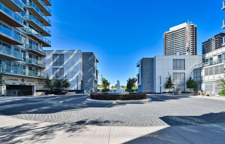 Photo 22 at 915 - 25 McMahon Drive, Bayview Village, Toronto