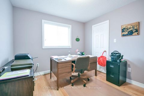 Photo 23 at 24 Connaught Lane, Shore, Barrie