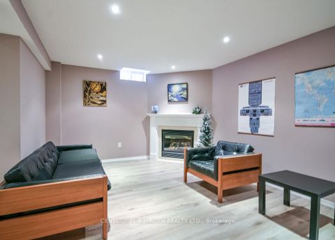 Photo 34 at 24 Connaught Lane, Shore, Barrie