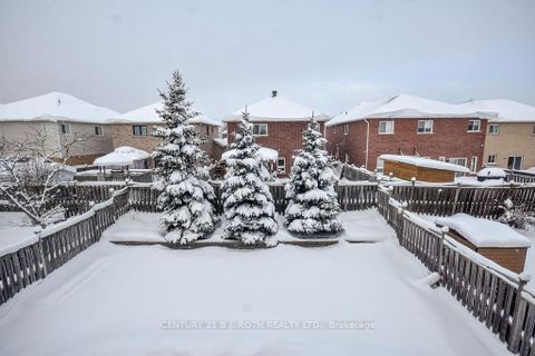 Photo 37 at 24 Connaught Lane, Shore, Barrie