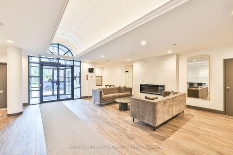 Photo 5 at 404 - 185 Robinson Street, OO Old Oakville, Oakville