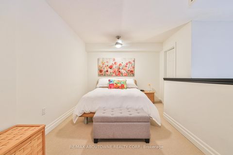 Photo 18 at 404 - 185 Robinson Street, OO Old Oakville, Oakville