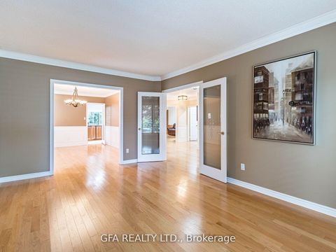 Photo 12 at 1027 Masters Green, GA Glen Abbey, Oakville