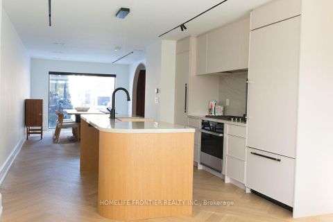 Photo 1 at 127 Glenvale Boulevard, Leaside, Toronto