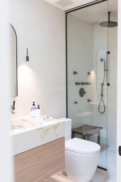 Photo 23 at 127 Glenvale Boulevard, Leaside, Toronto