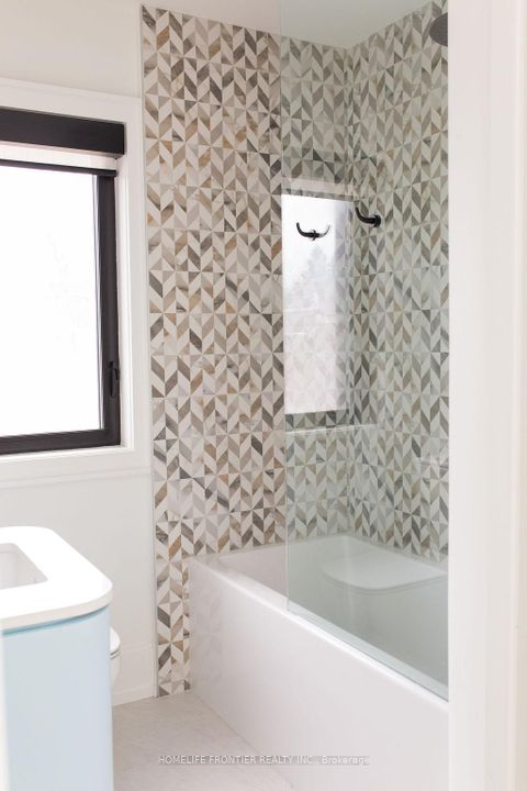 Photo 27 at 127 Glenvale Boulevard, Leaside, Toronto