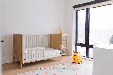 Photo 28 at 127 Glenvale Boulevard, Leaside, Toronto