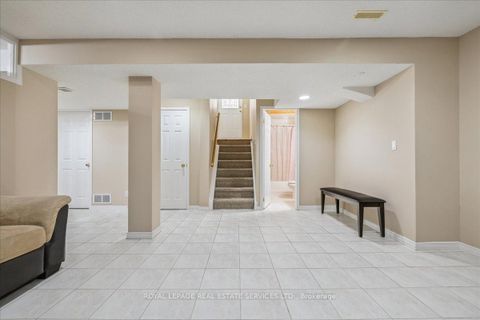 Photo 33 at 2365 Grand Ravine Drive, RO River Oaks, Oakville