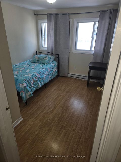 Photo 29 at 39 John Cabot Way, Jane Heights, Toronto