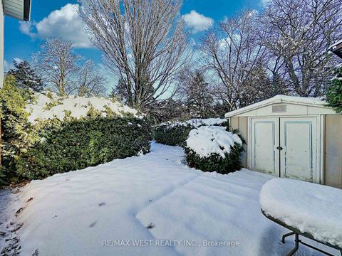 Photo 43 at 20 Foxwood Grove, L'Amoreaux, Toronto