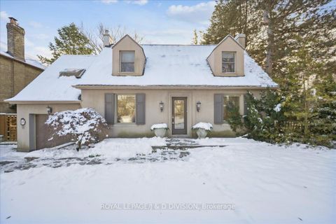 Photo 1 at 65 Chatsworth Drive, Lawrence Park South, Toronto