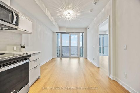 Photo 17 at 914 - 10 Deerlick Court, Donalda, Toronto