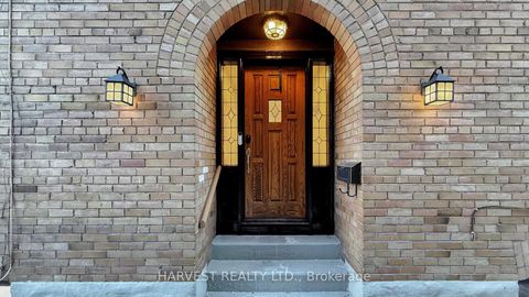 Photo 3 at 49 Chudleigh Avenue, Lawrence Park South, Toronto