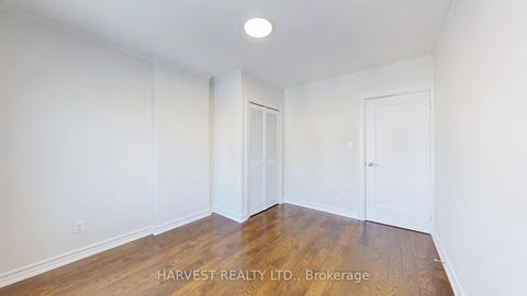 Photo 25 at 49 Chudleigh Avenue, Lawrence Park South, Toronto