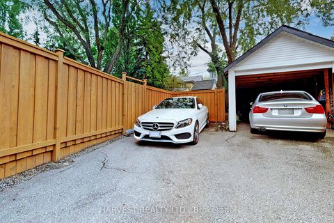 Photo 42 at 49 Chudleigh Avenue, Lawrence Park South, Toronto