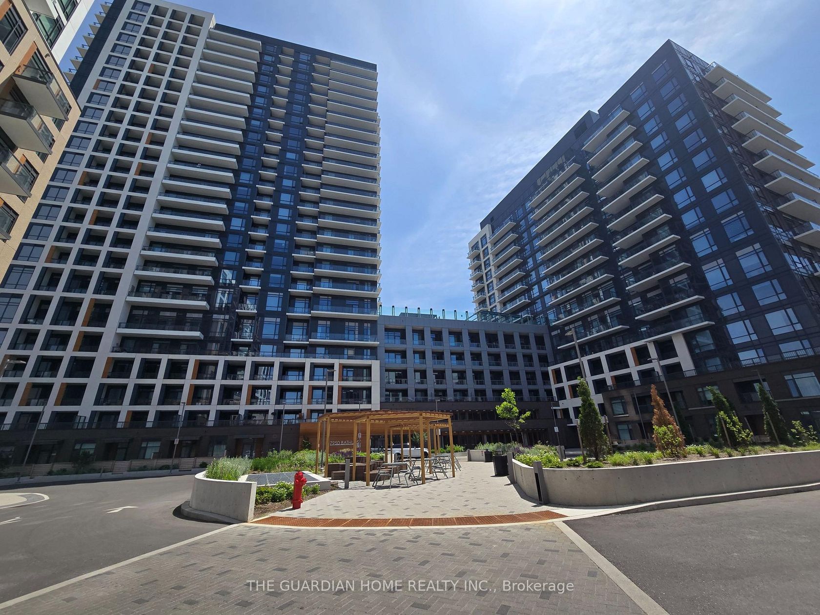 B216 - 7950 Bathurst Street, Beverley Glen, Vaughan 