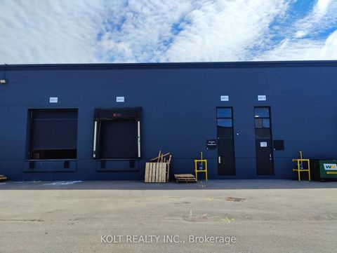 Photo 11 at 3 - 445 Milner Avenue, Malvern, Toronto