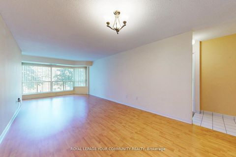 Photo 9 at 205 - 309 Major Mackenzie Drive, Harding, Richmond Hill