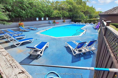 Photo 21 at 205 - 309 Major Mackenzie Drive, Harding, Richmond Hill