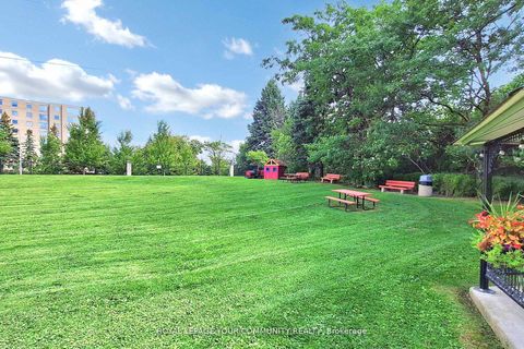 Photo 25 at 205 - 309 Major Mackenzie Drive, Harding, Richmond Hill