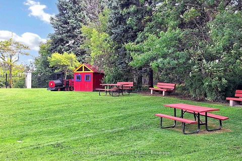 Photo 26 at 205 - 309 Major Mackenzie Drive, Harding, Richmond Hill