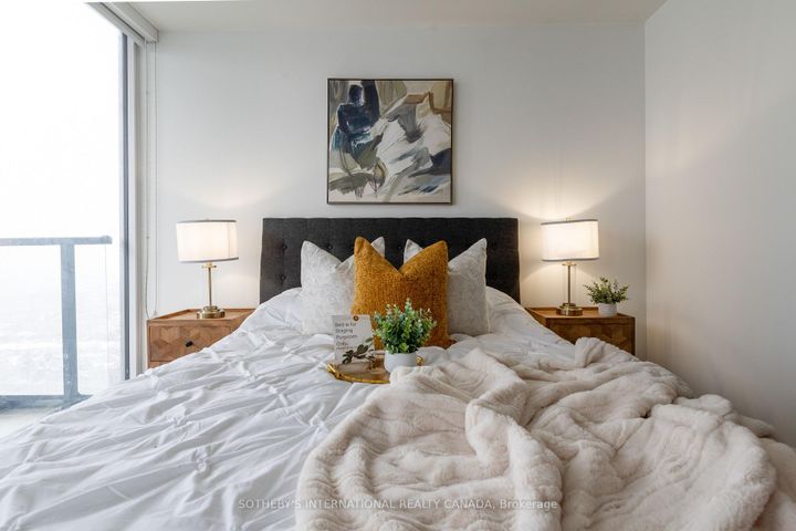 Photo 12 at 2501 - 95 McMahon Drive, Bayview Village, Toronto