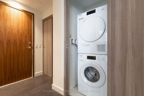 Photo 14 at 2501 - 95 McMahon Drive, Bayview Village, Toronto