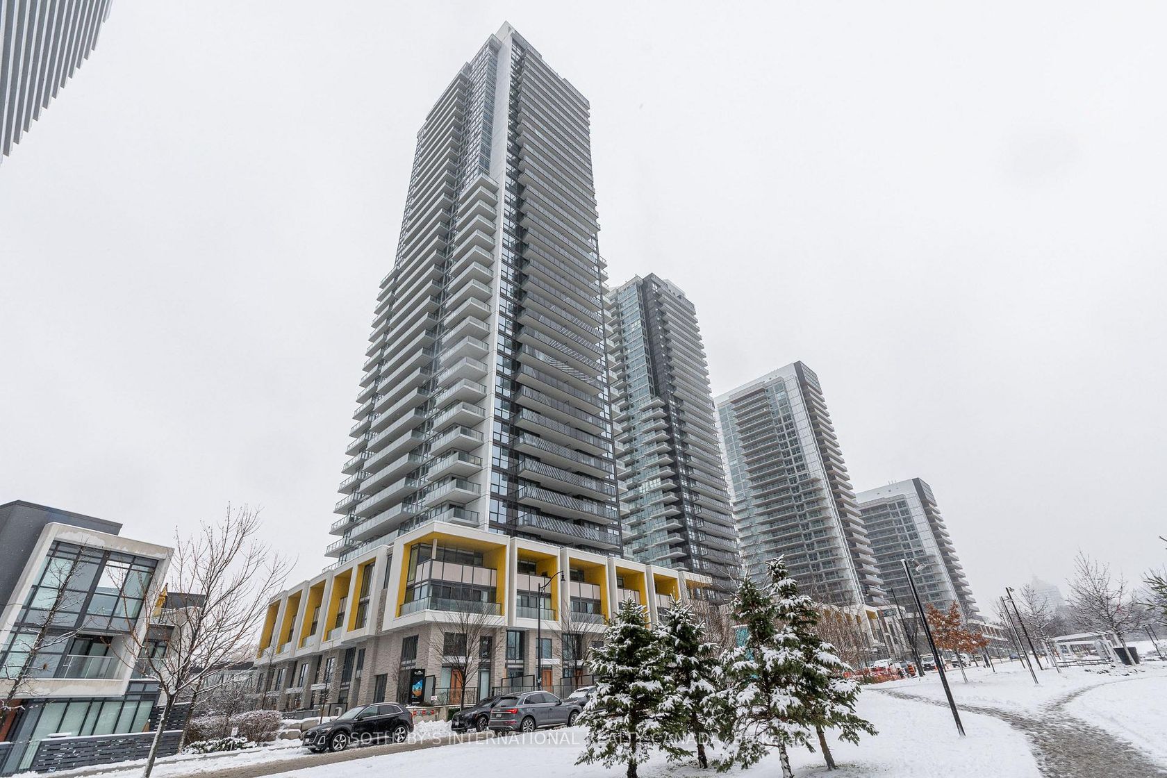 2501 - 95 McMahon Drive, Bayview Village, Toronto 