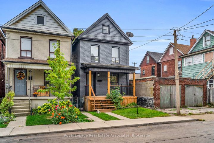 Photo 0 at 10 Gordon Street, Crown Point, Hamilton