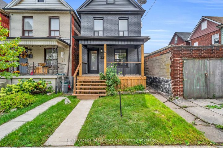 Photo 1 at 10 Gordon Street, Crown Point, Hamilton